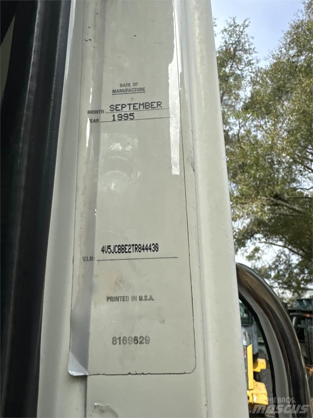 National 1295 Araç üzeri vinçler