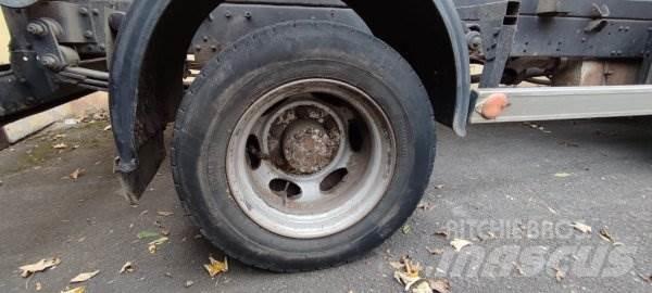 Avia A80 +CTS Vinçli kamyonlar