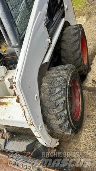 Bobcat S130 Skid steer loderler