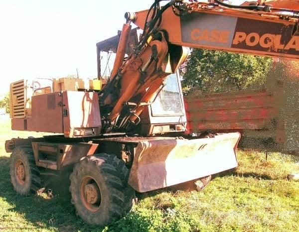 CASE 688 (Poclain) Lastik tekerli ekskavatörler