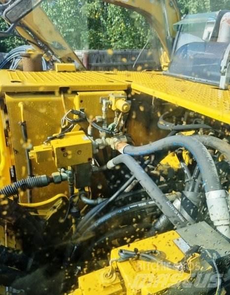 CAT 312 C Paletli ekskavatörler