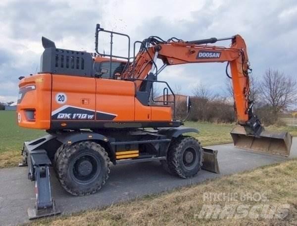 Doosan DX 170 W-7 Lastik tekerli ekskavatörler
