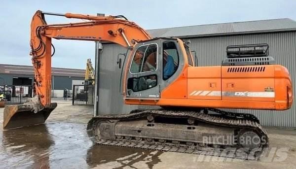 Doosan DX 255 LC Paletli ekskavatörler