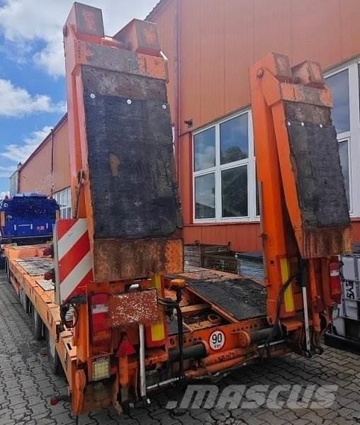 Goldhofer Möslein Flatbed römorklar