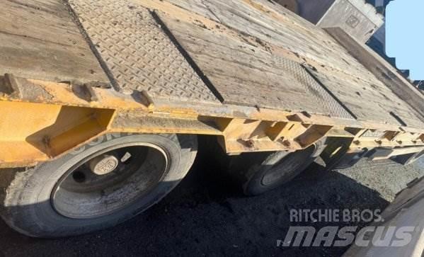 Goldhofer TU3 24/80 Flatbed römorklar