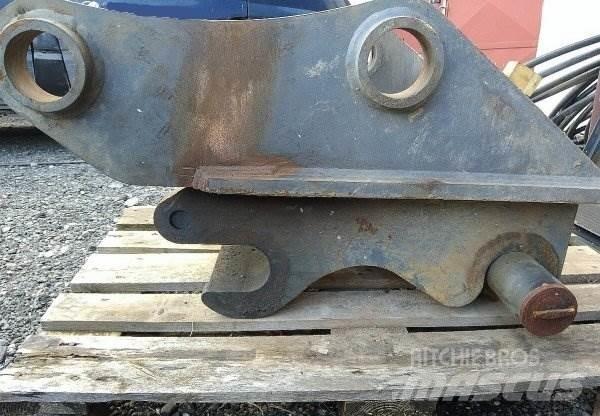  _JINÉ PL) Lastik tekerli ekskavatörler