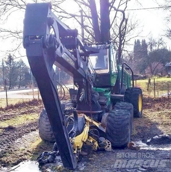 John Deere 1270 E 6W Ağaç kesici istifleyiciler