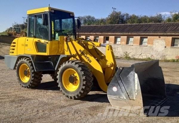 Komatsu WA 95 Tekerlekli yükleyiciler