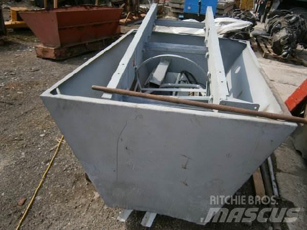 Multicar 25 Takim tasiyicilar