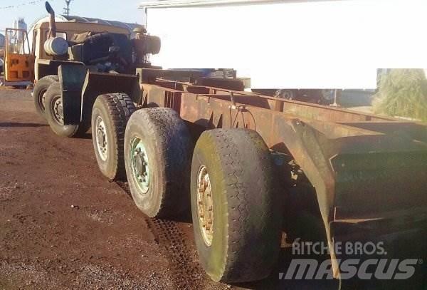 Tatra 815 Flatbed kamyonlar