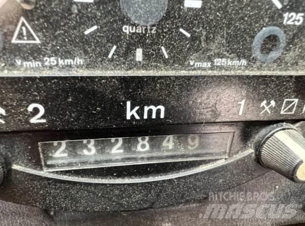 Tatra 815 AD20 T Araç üzeri vinçler