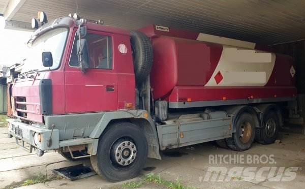 Tatra 815 +(BE) Stokota Tankerli kamyonlar