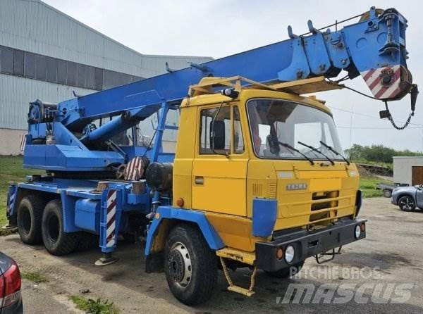 Tatra T815 +AD 20 (ČKD) Araç üzeri vinçler