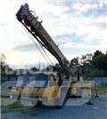 Tatra T815 +ČKD AD 28 Araç üzeri vinçler