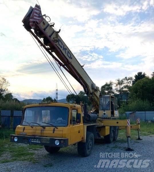 Tatra T815 +ČKD AD 28 Araç üzeri vinçler
