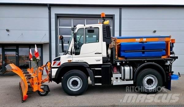 Unimog U 423 Kum ve tuz serpiciler