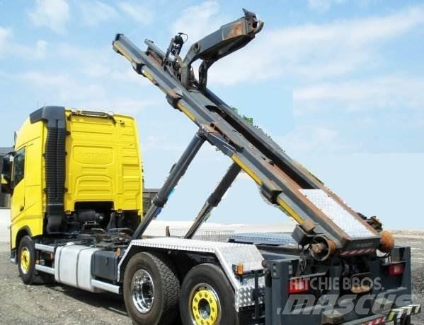 Volvo 500 +Combi-Lift Vinçli kamyonlar