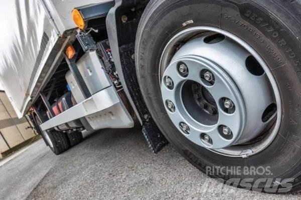 Volvo FL 210 Araç üzeri vinçler
