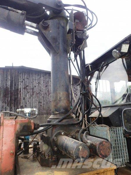 ZTS LKT 120 + přívěs Ağaç kesici istifleyiciler