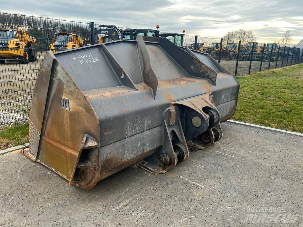 Volvo L 260 H Tekerlekli yükleyiciler