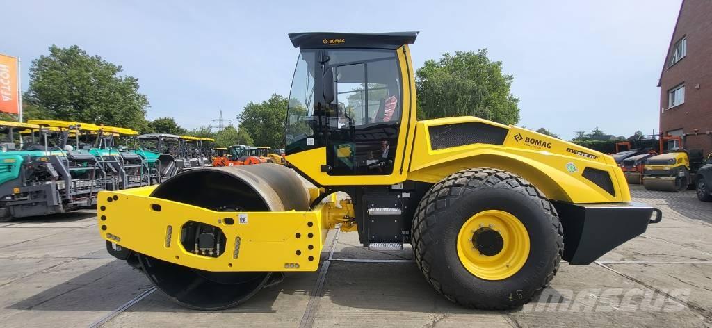 Bomag BW 213 D-5 Tek tamburlu silindirler