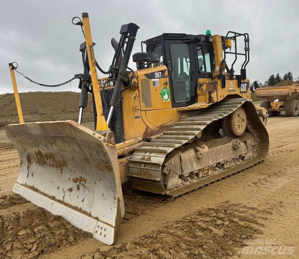 CAT D 6 T LGP Paletli dozerler