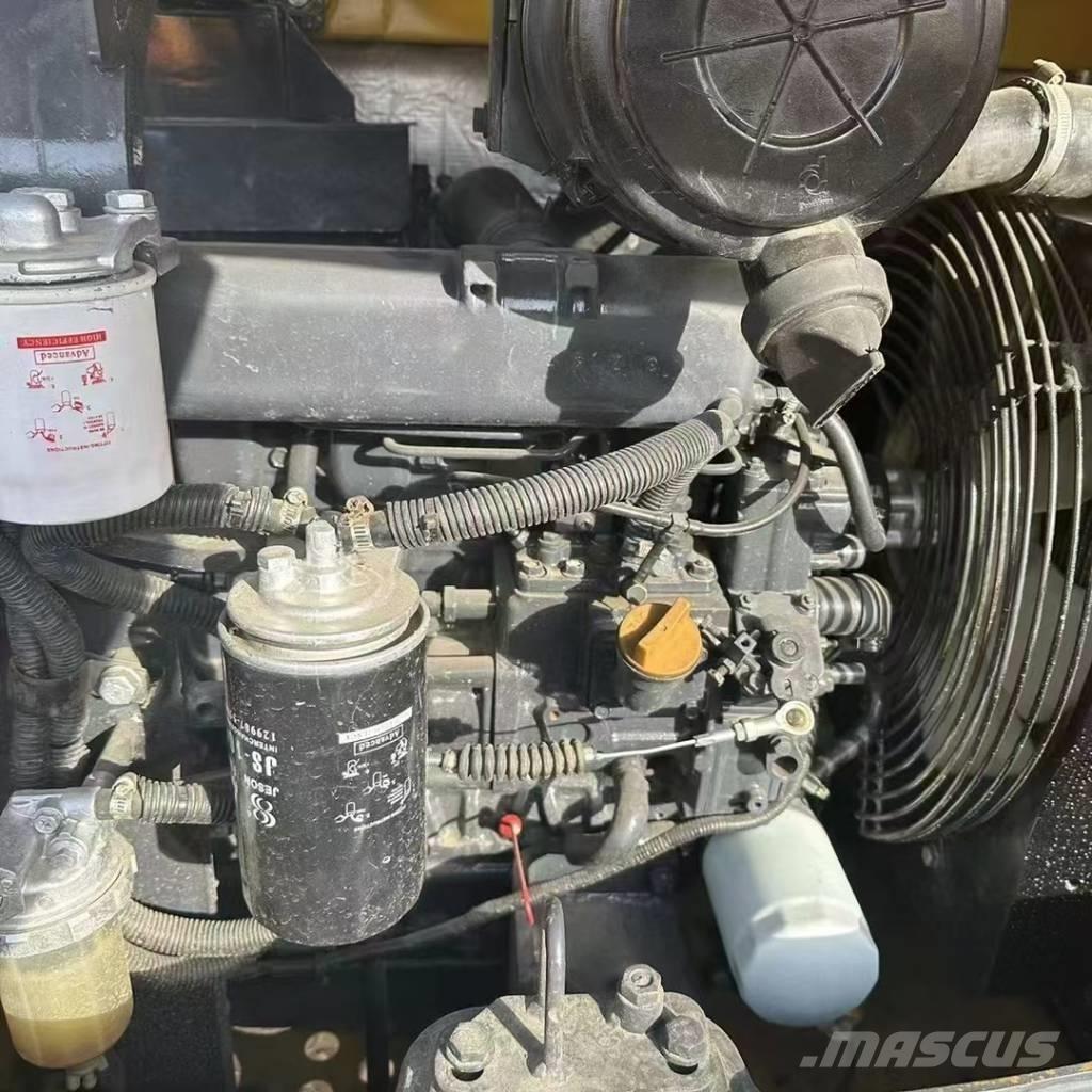 Komatsu PC 56-7 Paletli ekskavatörler