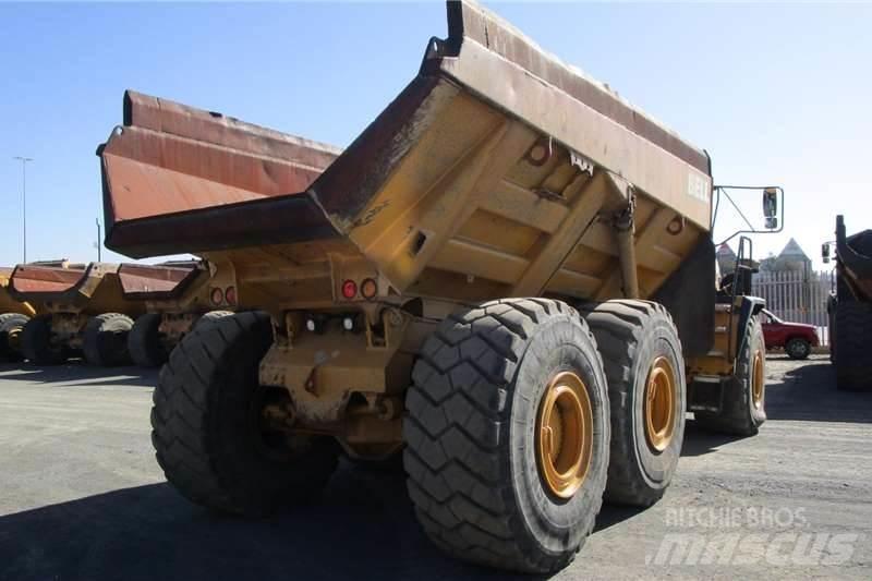Bell B40D Belden kirma kaya kamyonu