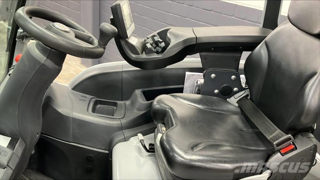 Still RX 60-25 Elektrikli forkliftler
