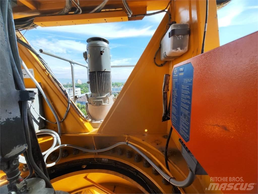 Liebherr 200EC-H Kule vinçler