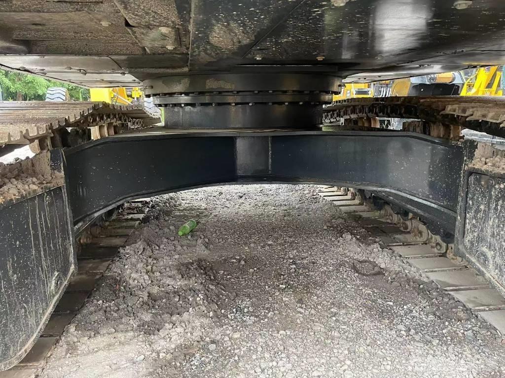 Hyundai R220 Paletli ekskavatörler