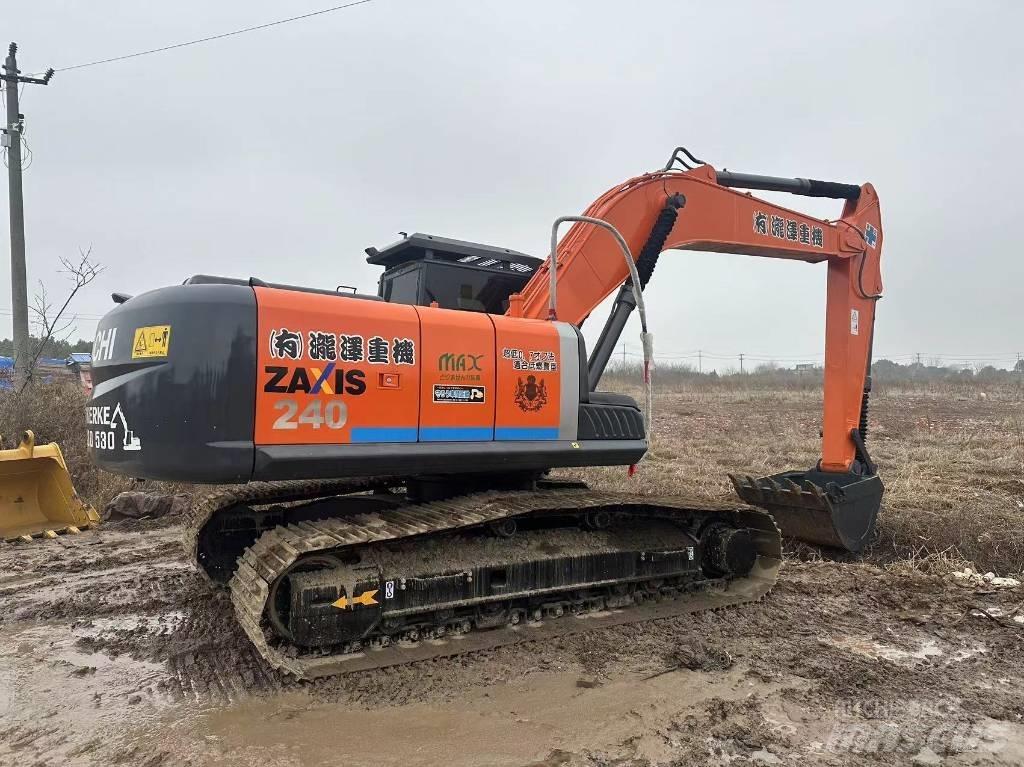Hitachi ZX 240 Paletli ekskavatörler