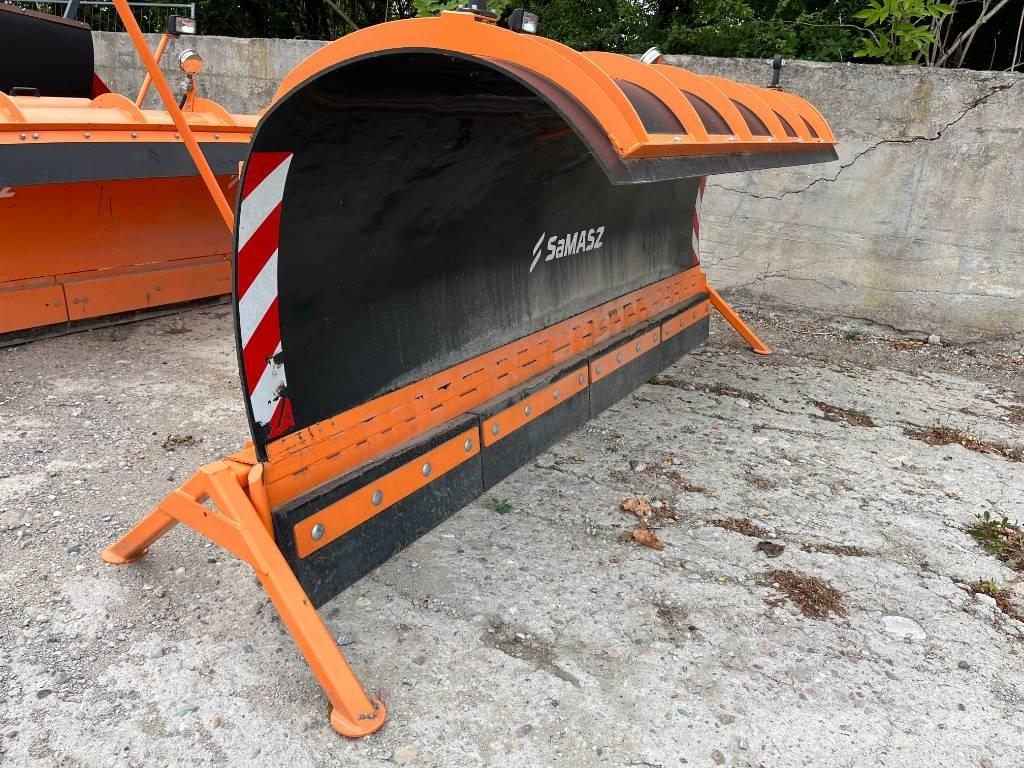 Samasz Polis 300H Cadde süpürücüler
