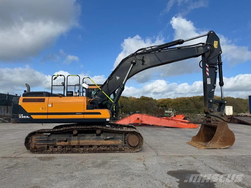 Hyundai HX 330 AL Paletli ekskavatörler