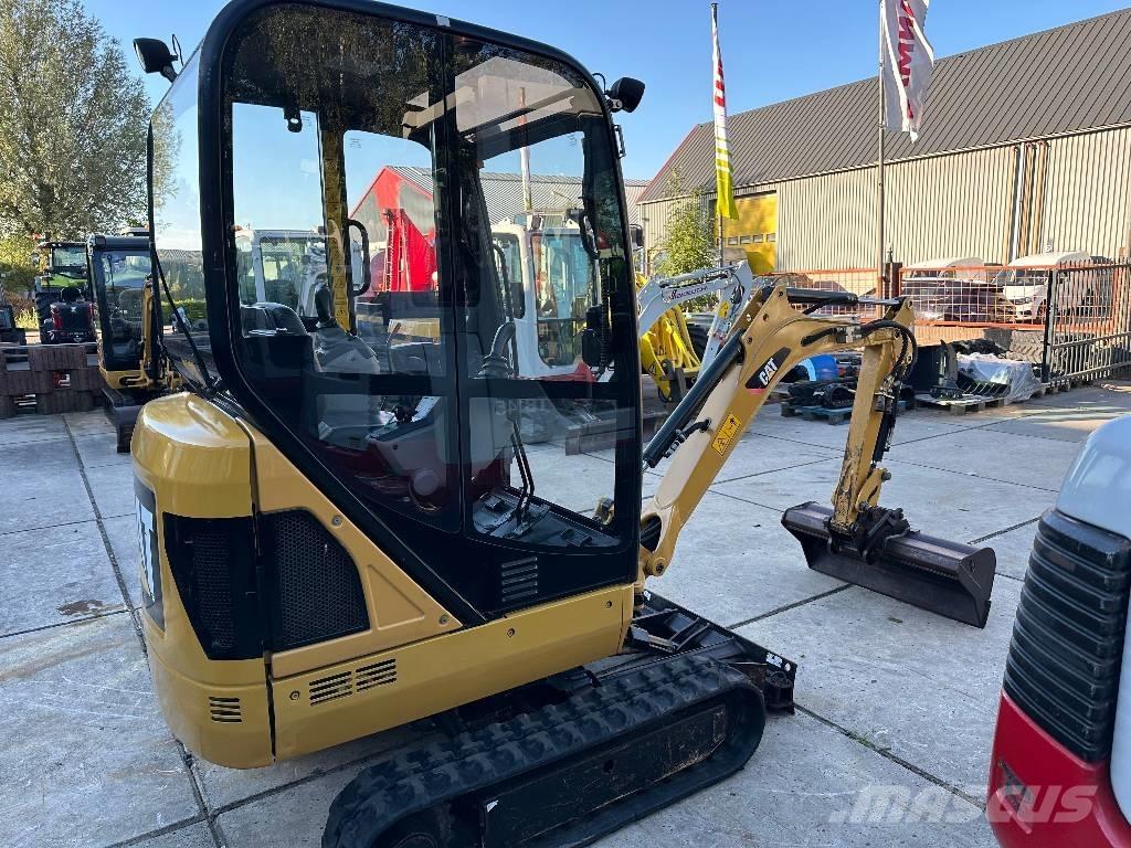 CAT 301.4 C Mini ekskavatörler, 7 tona dek