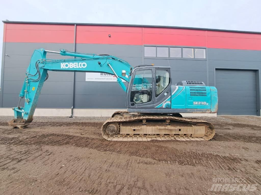 Kobelco SK 210-10 Paletli ekskavatörler