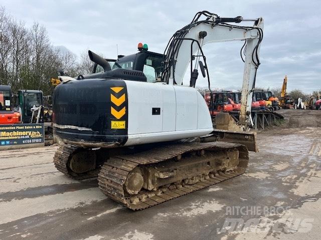 JCB JS145LCD Paletli ekskavatörler
