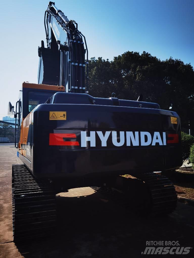 Hyundai HX 220 Paletli ekskavatörler