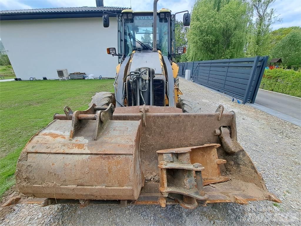 Volvo BL71 Diger
