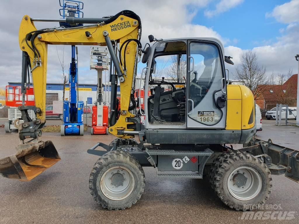 Wacker Neuson EW100 Lastik tekerli ekskavatörler