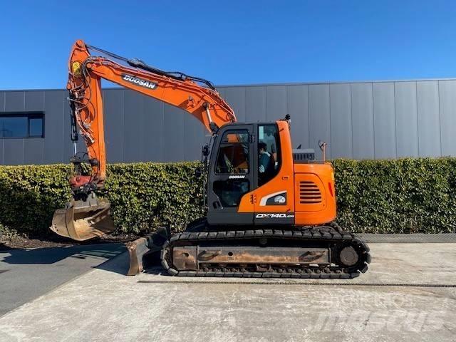 Doosan DX140 LCR-5 Paletli ekskavatörler