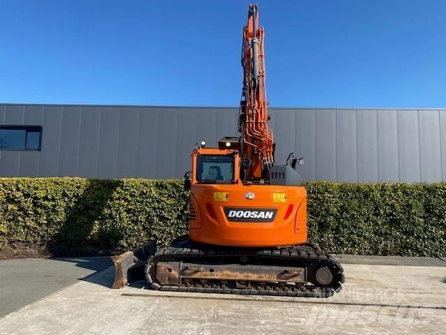 Doosan DX140 LCR-5 Paletli ekskavatörler