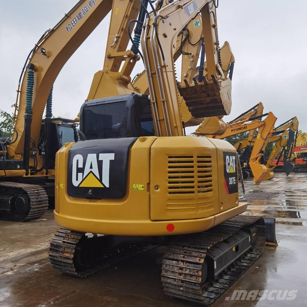 CAT 307E2 Mini ekskavatörler, 7 tona dek