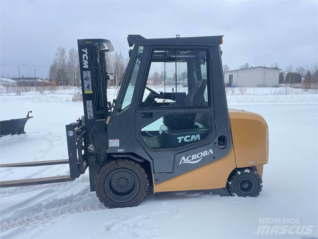 TCM FA 30D ACROBA Dizel forkliftler