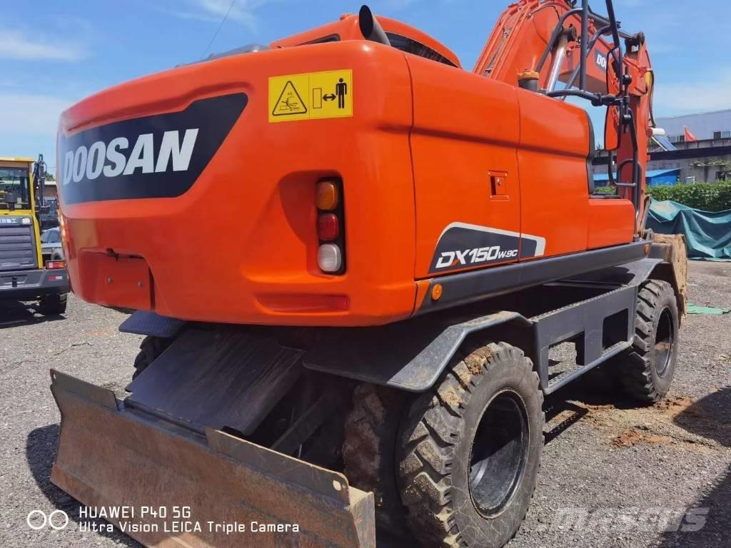 Doosan DX150W-9C Lastik tekerli ekskavatörler