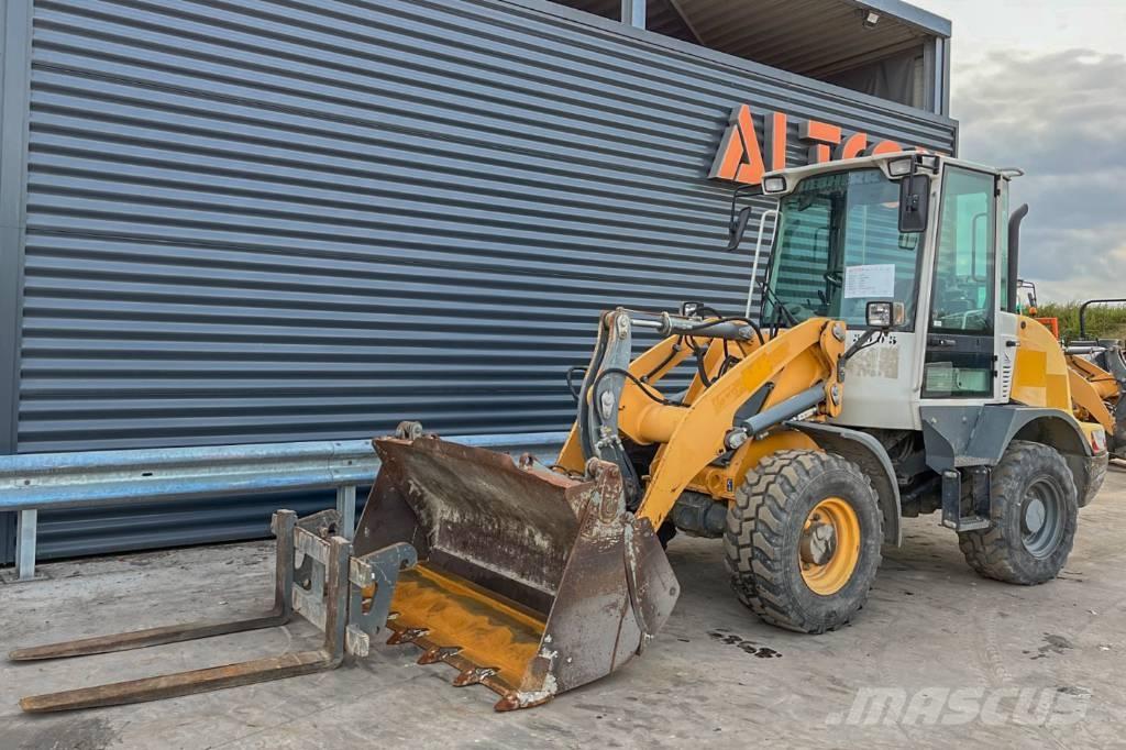 Liebherr L 506 Tekerlekli yükleyiciler