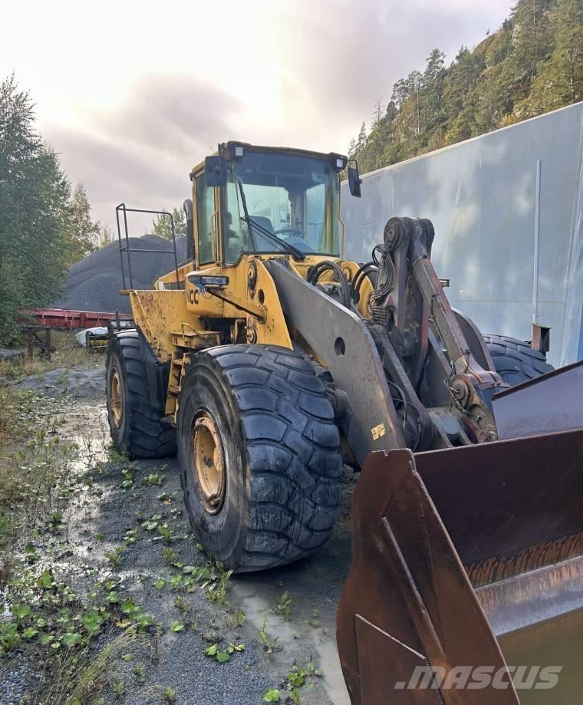 Volvo L 220 D Tekerlekli yükleyiciler