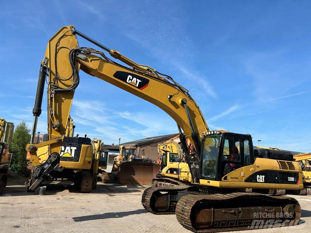 CAT 330 D L Paletli ekskavatörler