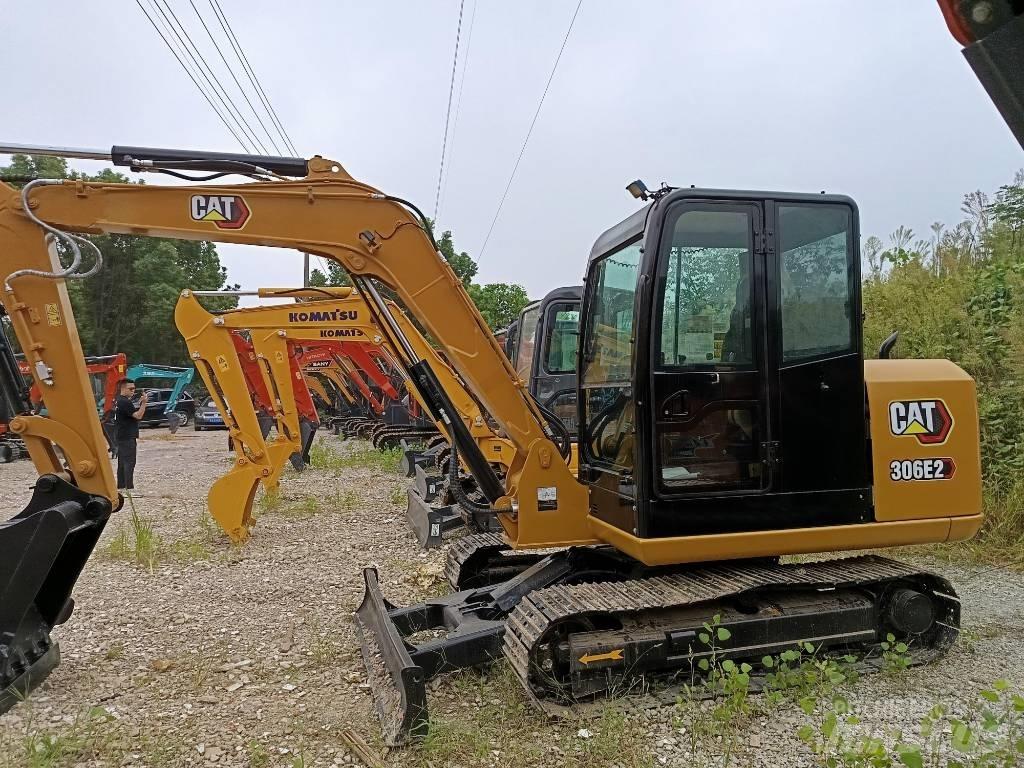 CAT 306 E2 Mini ekskavatörler, 7 tona dek