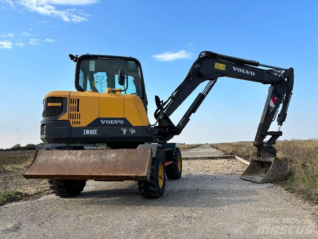 Volvo EW 60 E Lastik tekerli ekskavatörler